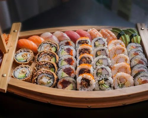 Signature Sushi Platter
